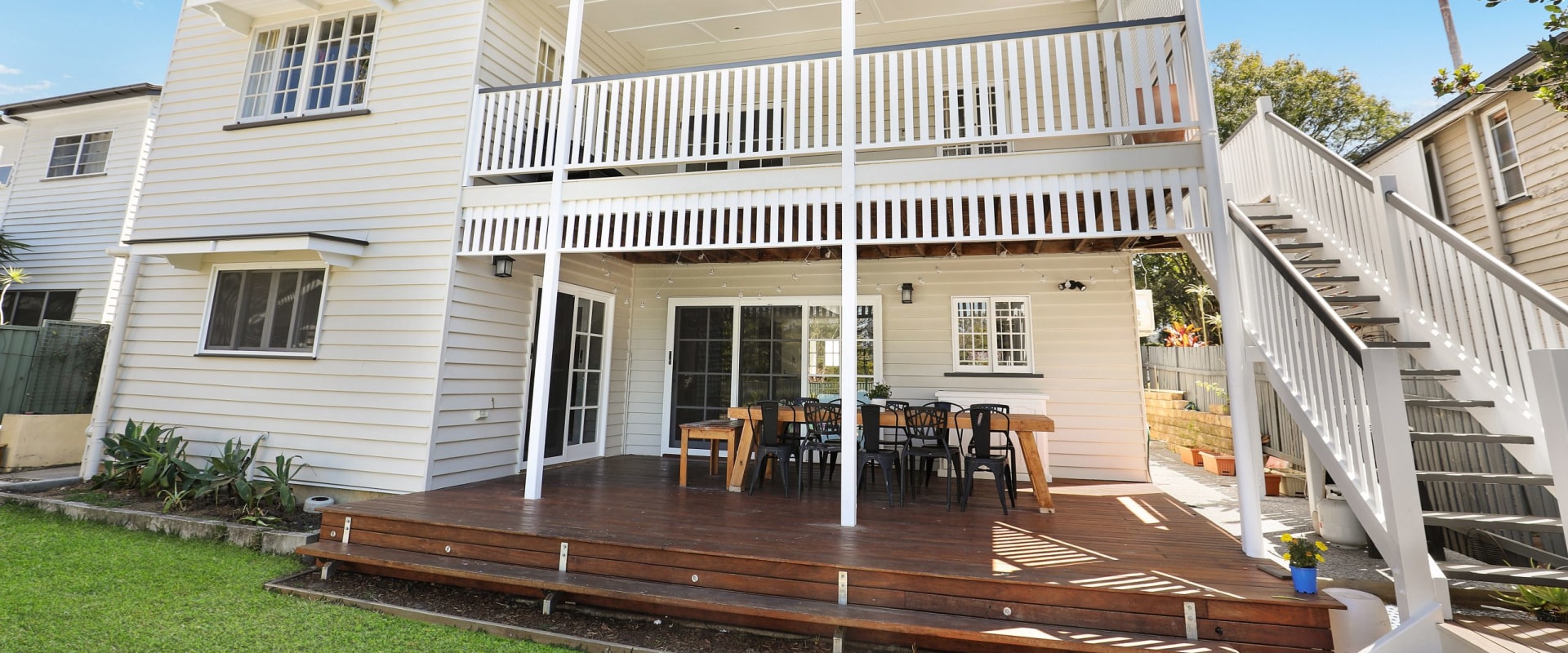 Do you pay capital gains when flipping a house?